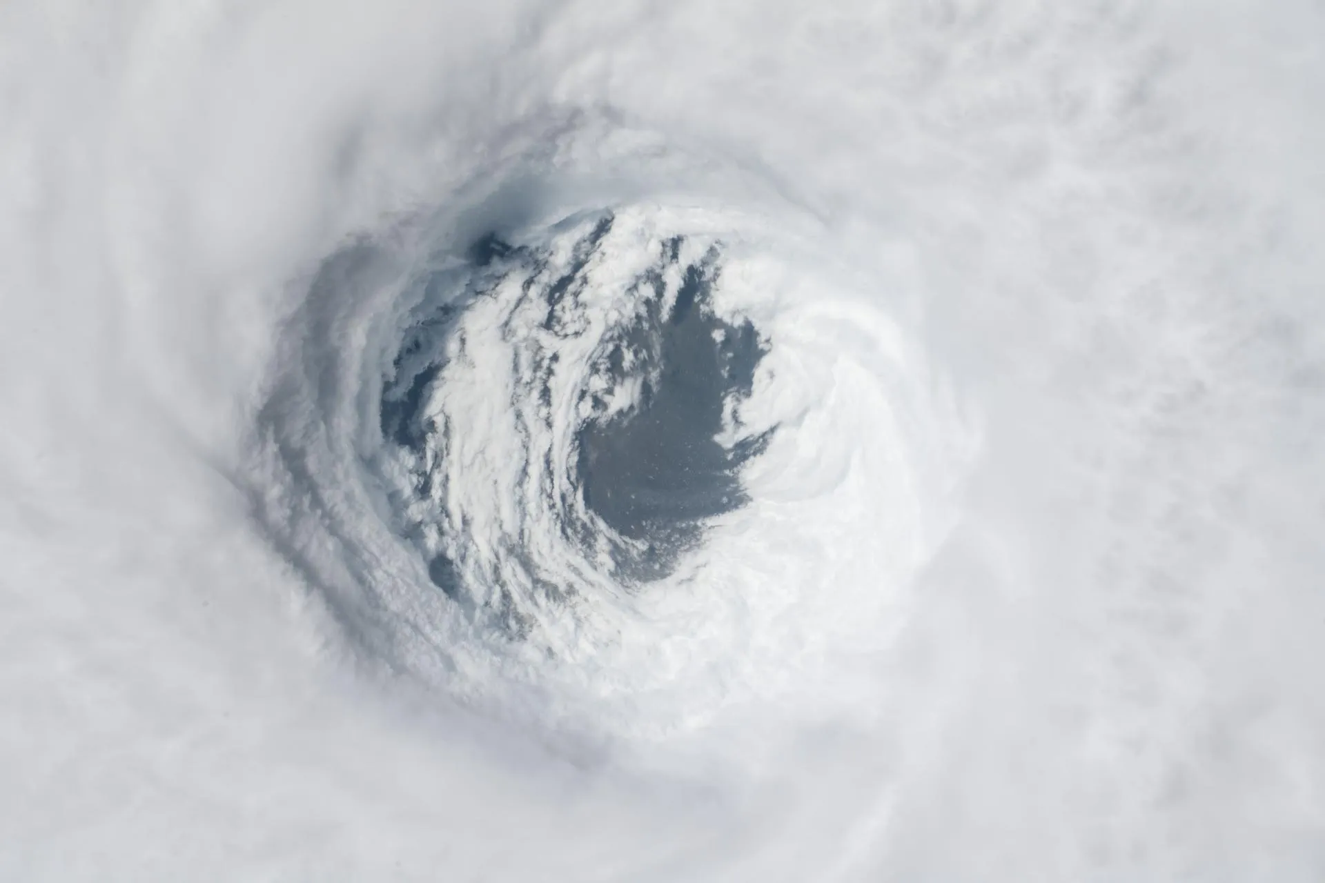 Looking straight down the eye of a hurricane from the space station